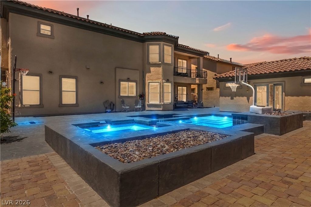 9564 Trattoria Street, Las Vegas, NV 89178