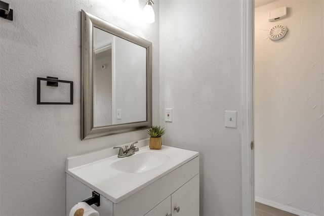 10213 N Military Avenue, Oklahoma City, OK 73114