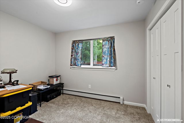 3529 W 41st Avenue, Anchorage, AK 99517
