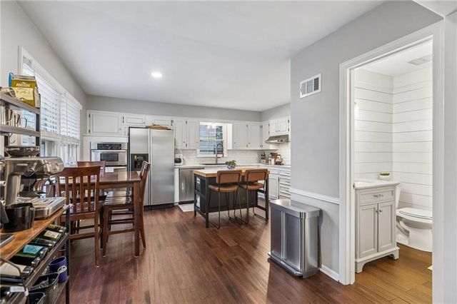 10242 Reeder Street, Overland Park, KS 66214