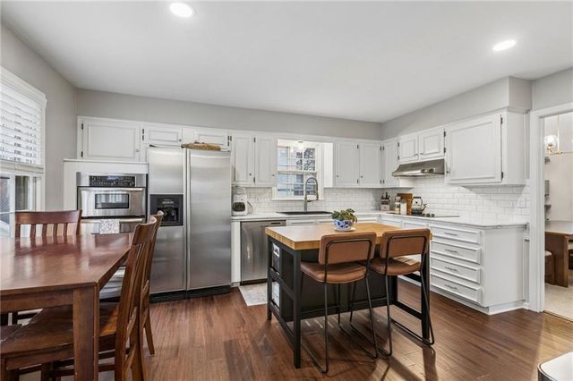 10242 Reeder Street, Overland Park, KS 66214