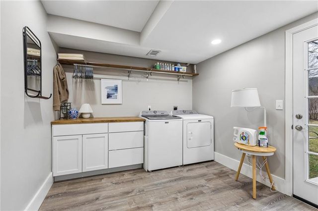 10242 Reeder Street, Overland Park, KS 66214