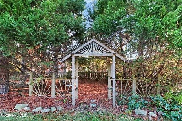 1802 Windsor Road, Kinston, NC 28504