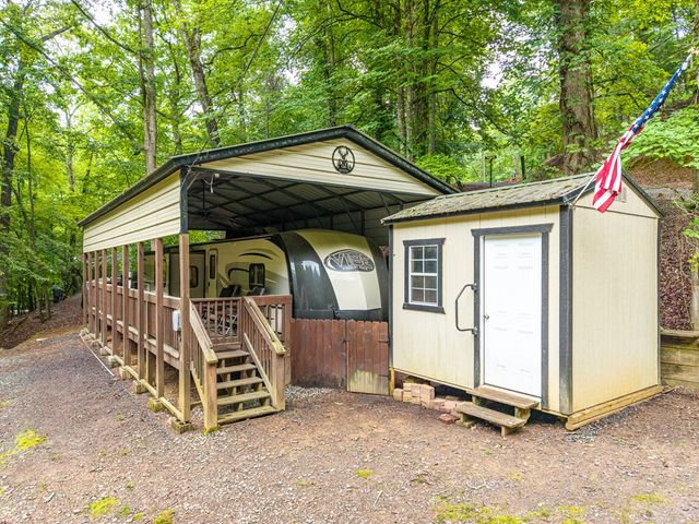 490 31st Street, Ellijay, GA 30540