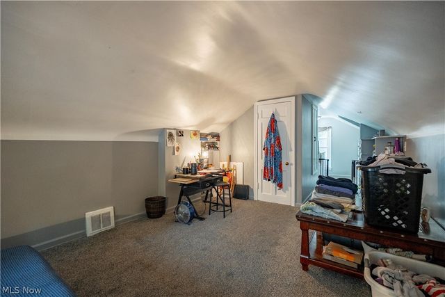 892 Hayden Avenue, Akron, OH 44320