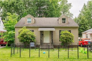 892 Hayden Avenue, Akron, OH 44320