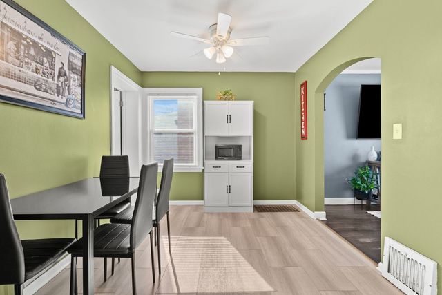 2023 S 23rd Avenue, Broadview, IL 60155