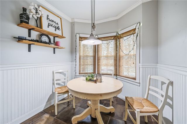 371 Case Ave, Sharon, PA 16146