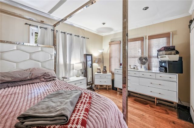 371 Case Ave, Sharon, PA 16146