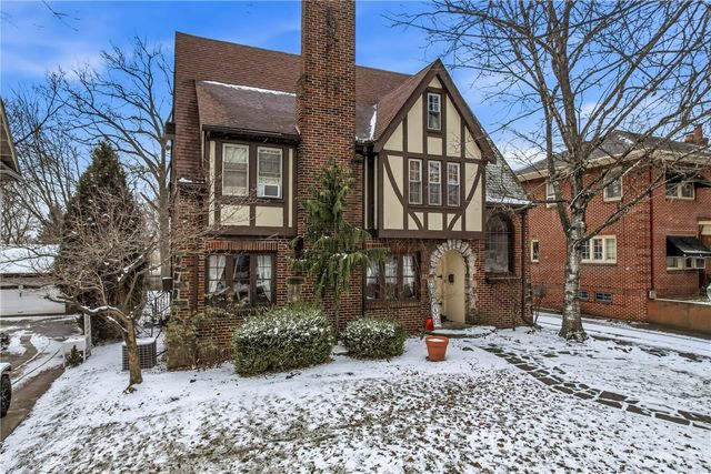 371 Case Ave, Sharon, PA 16146