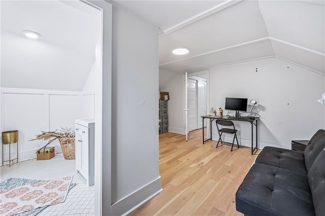 371 Case Ave, Sharon, PA 16146