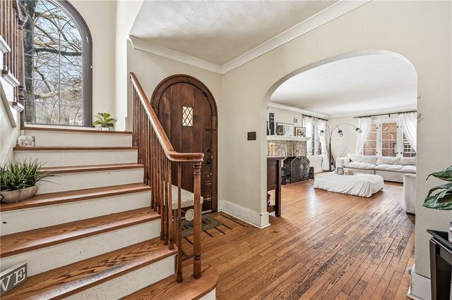 371 Case Ave, Sharon, PA 16146