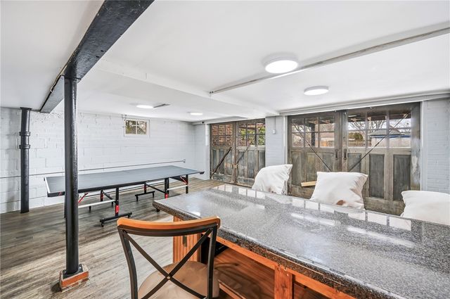 371 Case Ave, Sharon, PA 16146