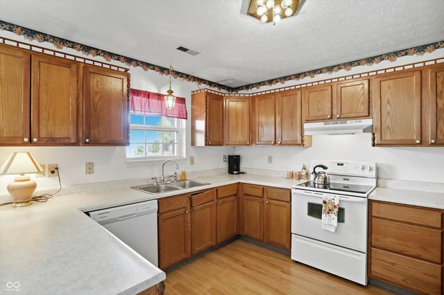 1369 Mulberry Court, Greenfield, IN 46140