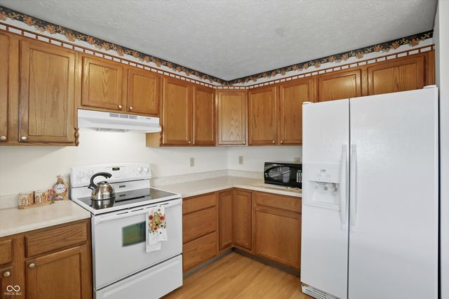 1369 Mulberry Court, Greenfield, IN 46140