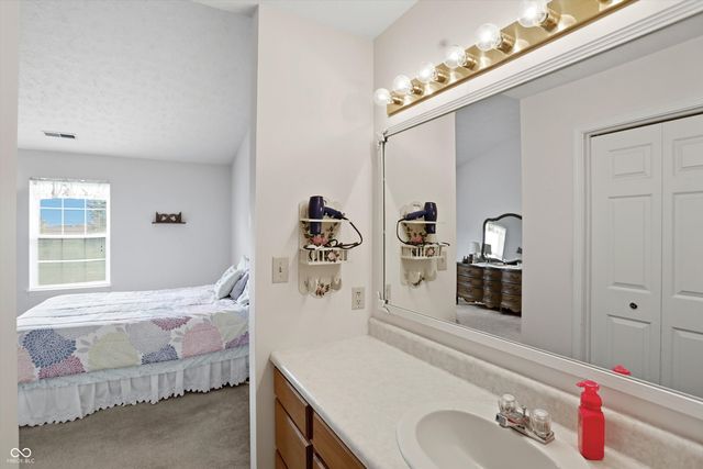 1369 Mulberry Court, Greenfield, IN 46140