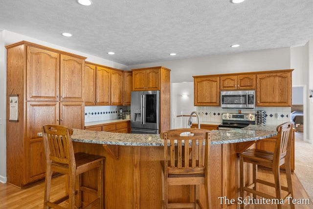 6219 Walton Heath Drive, Georgetown Twp, MI 49426