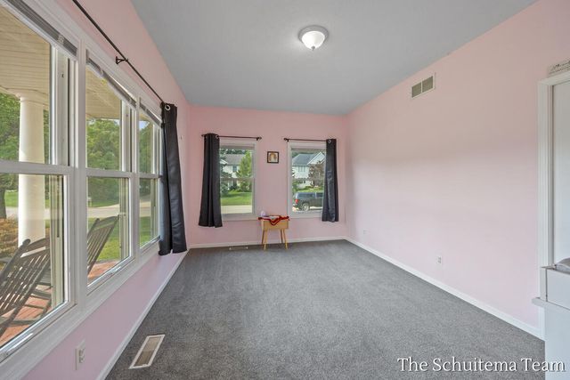 6219 Walton Heath Drive, Georgetown Twp, MI 49426