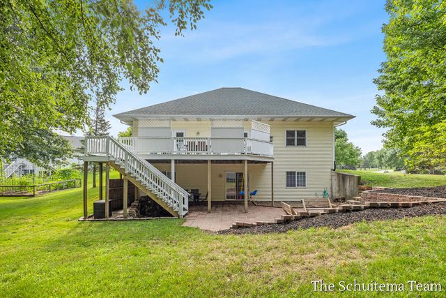 6219 Walton Heath Drive, Georgetown Twp, MI 49426