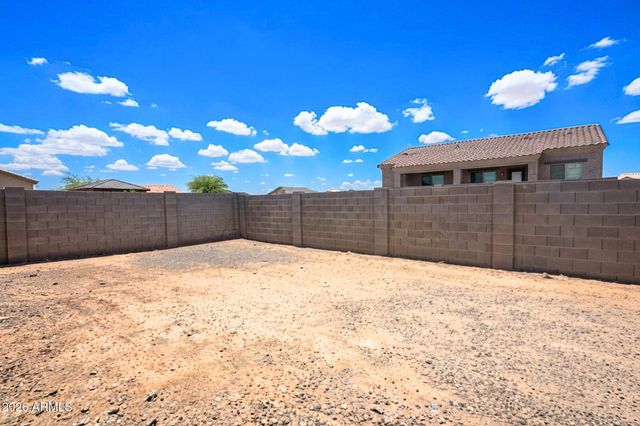 15196 S AVALON Road, Arizona City, AZ 85123