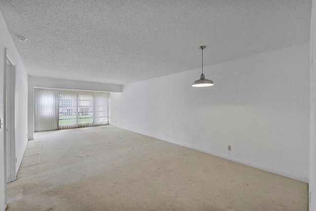 1141 VIOLET Terrace 101, Delray Beach, FL 33445