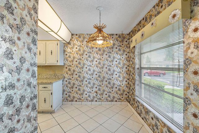 1141 VIOLET Terrace 101, Delray Beach, FL 33445