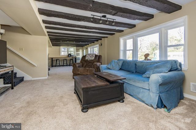 820 SHARPLESS RD, Hockessin, DE 19707