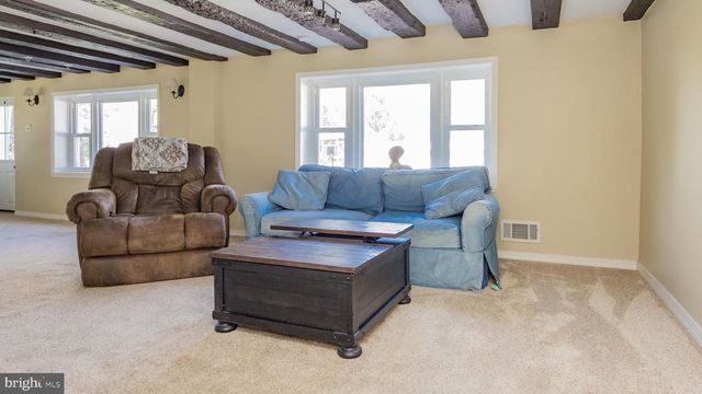 820 SHARPLESS RD, Hockessin, DE 19707
