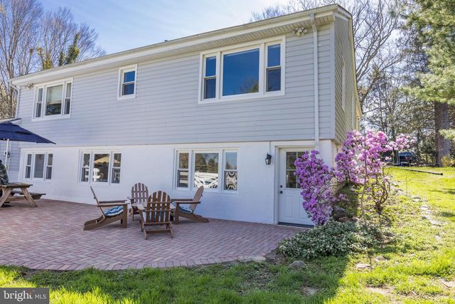 820 SHARPLESS RD, Hockessin, DE 19707