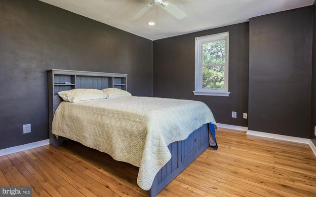820 SHARPLESS RD, Hockessin, DE 19707