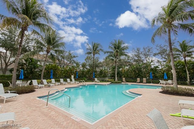 9219 Corfu CT 202, Naples, FL 34114