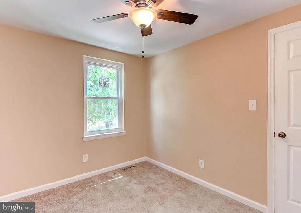 Image 17 of property listing at 1309 E MADISON ST, Baltimore, MD 21205
