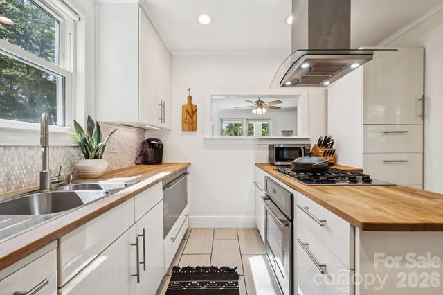 4416 Mcclure Road, Charlotte, NC 28216