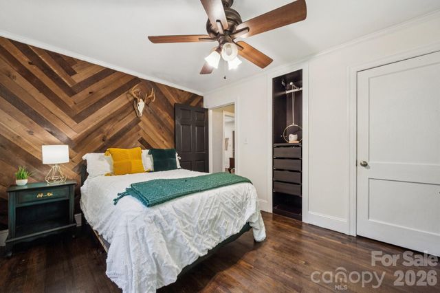 4416 Mcclure Road, Charlotte, NC 28216