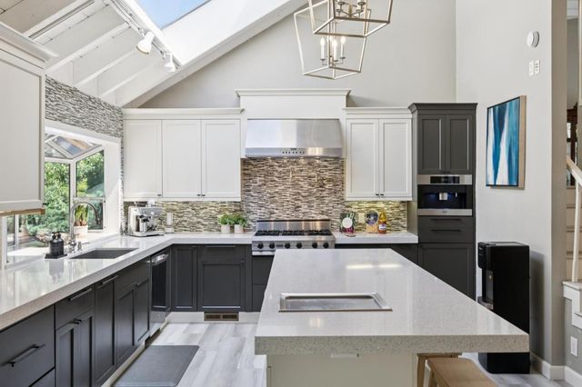 23457 Summit Road, Los Gatos, CA 95033