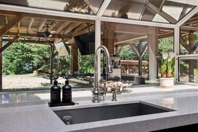 23457 Summit Road, Los Gatos, CA 95033