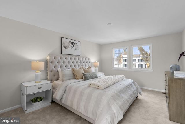 8 SEVILLE WAY, Gaithersburg, MD 20878