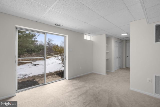 8 SEVILLE WAY, Gaithersburg, MD 20878