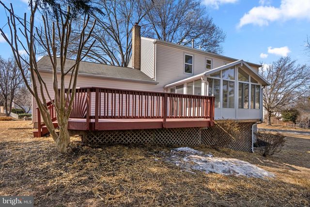 8 SEVILLE WAY, Gaithersburg, MD 20878