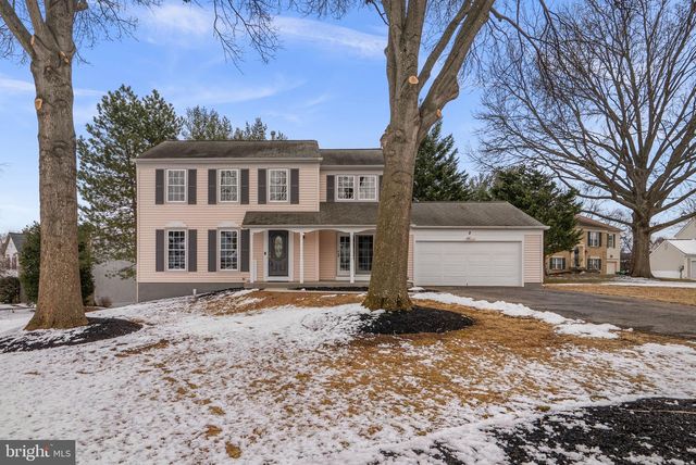 8 SEVILLE WAY, Gaithersburg, MD 20878