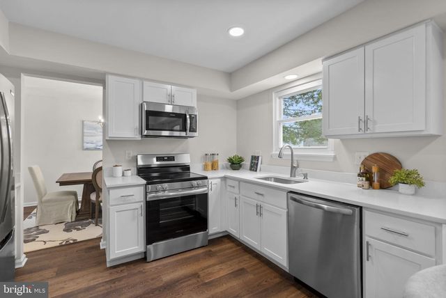 8 SEVILLE WAY, Gaithersburg, MD 20878