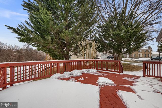 8 SEVILLE WAY, Gaithersburg, MD 20878