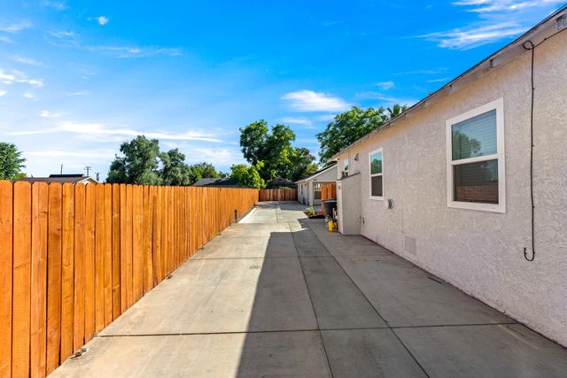 115 Elm St, Roseville, CA 95678