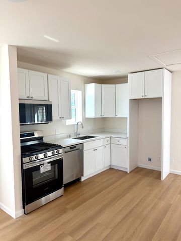 115 Elm St, Roseville, CA 95678