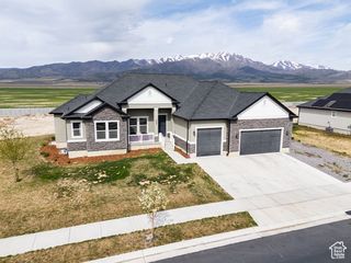 4867 N CANAAN PEAK DR, Eagle Mountain, UT 84005