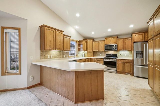 315 Pebble Brook Lane, Lodi, WI 53555