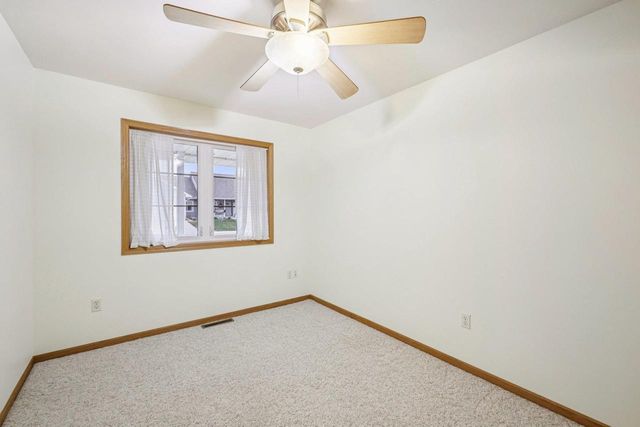 315 Pebble Brook Lane, Lodi, WI 53555