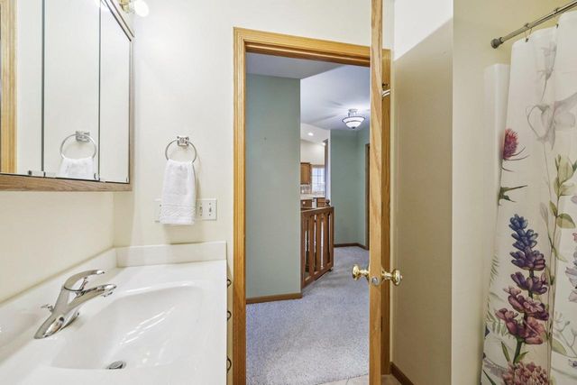 315 Pebble Brook Lane, Lodi, WI 53555