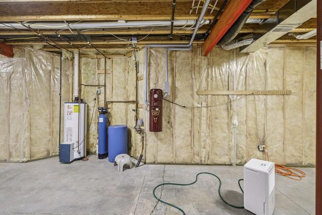 315 Pebble Brook Lane, Lodi, WI 53555