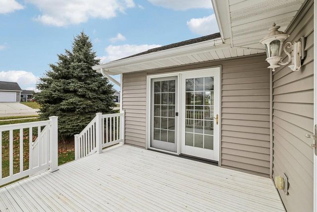 315 Pebble Brook Lane, Lodi, WI 53555